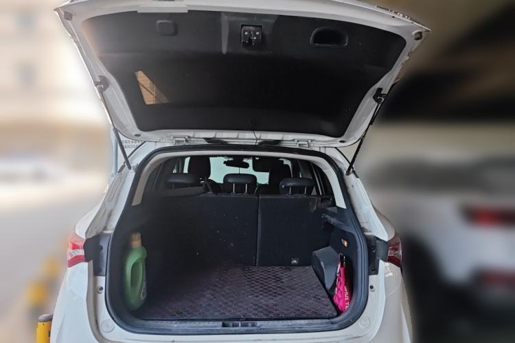 Used Soueast DX5 2019 1.5L Manual Luxury Version Trunk