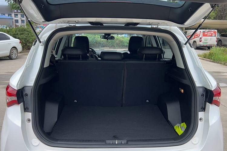 Used Soueast DX5 2019 1.5T CVT Luxury Model Trunk