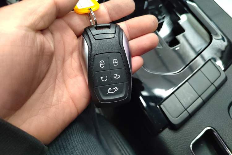Used Soueast DX5 2019 1.5T CVT Flagship Model Vehicle Key