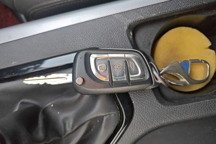 Used Soueast DX5 2019 1.5L Manual Luxury Version Vehicle Key