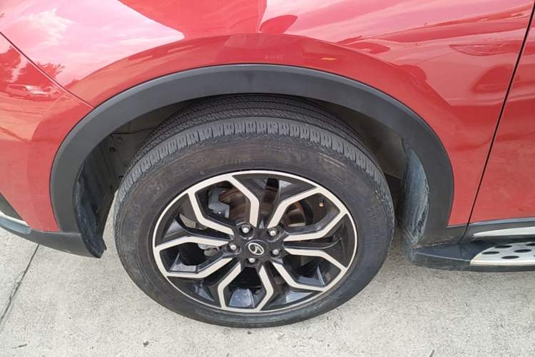 Used Soueast DX5 2021 1.5L Manual Deluxe Upgrade Version Left Front Wheel Hub