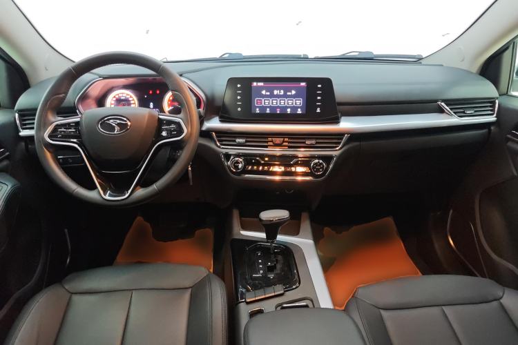 Used Soueast DX5 2021 1.5T CVT Luxury Version Center Console
