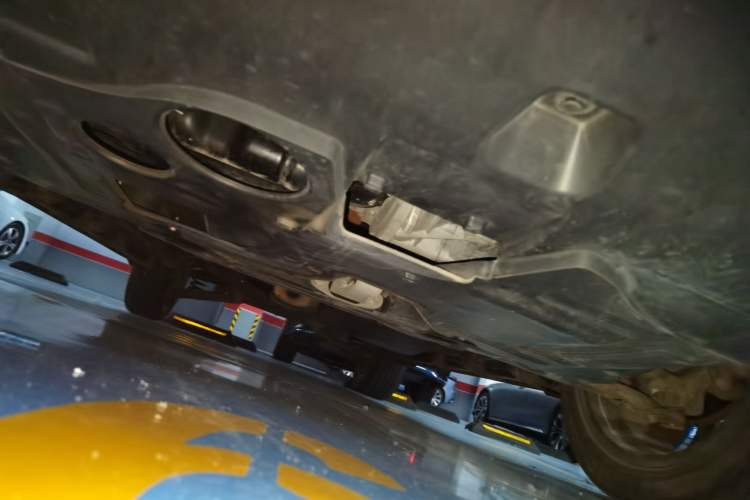 Used Soueast DX5 2021 1.5L Manual Deluxe Upgrade Version Chassis Front