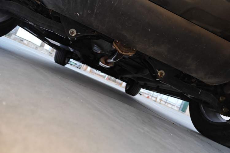 Used Soueast DX5 2021 1.5L Manual Deluxe Upgrade Version Chassis Rear
