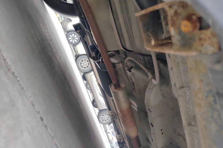 Used Soueast DX5 2021 1.5L Manual Luxury Version Chassis Rear Right