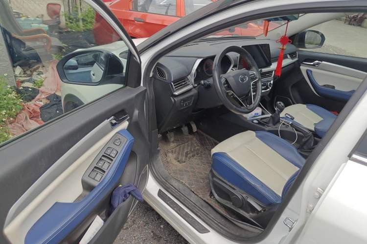 Used Soueast DX5 2021 1.5L Manual Deluxe Upgrade Version Driver Seat
