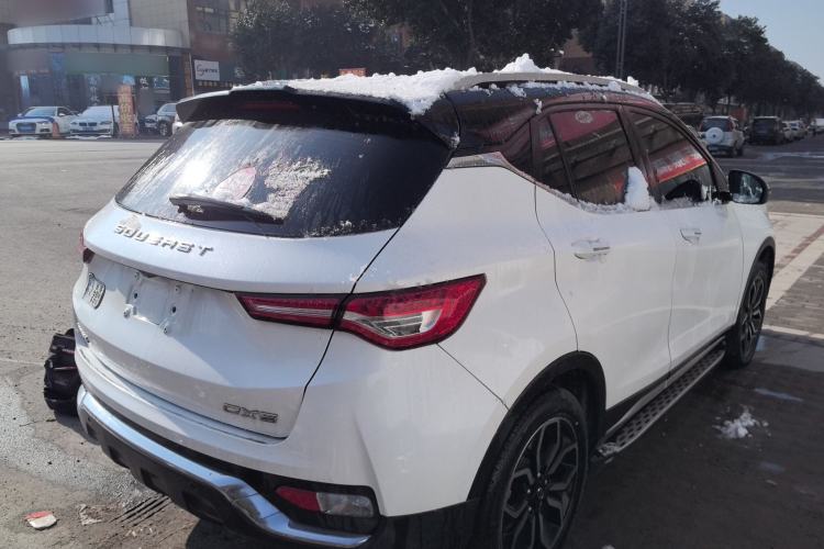 Used Soueast DX5 2021 1.5L Manual Deluxe Upgrade Version Exterior 5