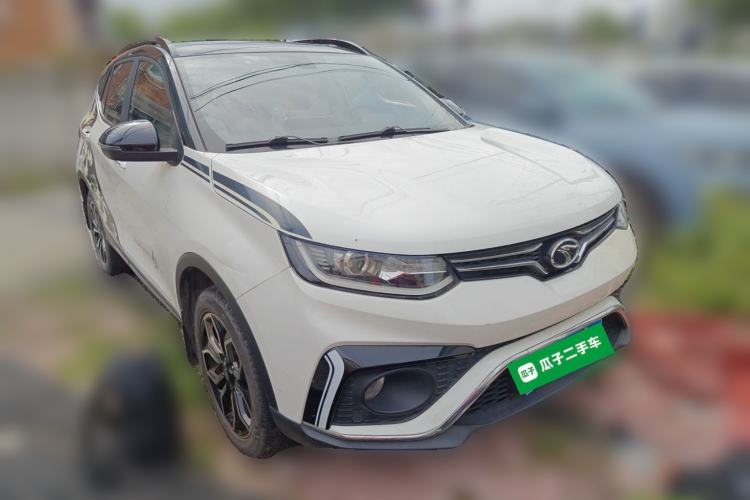 Used Soueast DX5 2021 1.5L Manual Deluxe Upgrade Version Front Right 45 Deg