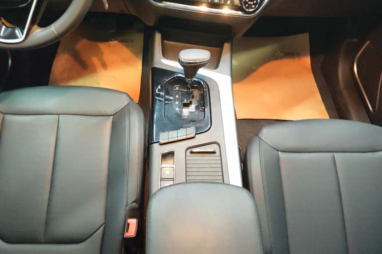 Used Soueast DX5 2021 1.5T CVT Luxury Version Gear Lever