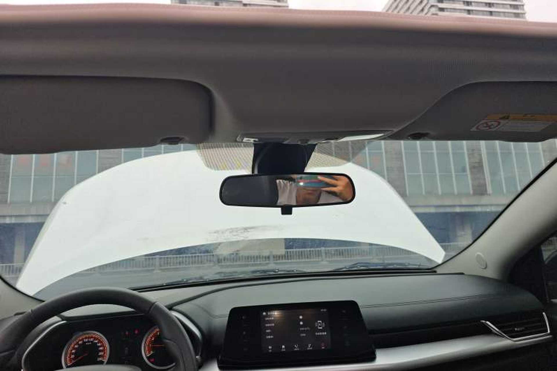 Used Soueast DX5 2021 1.5T CVT Luxury Version Headliner
