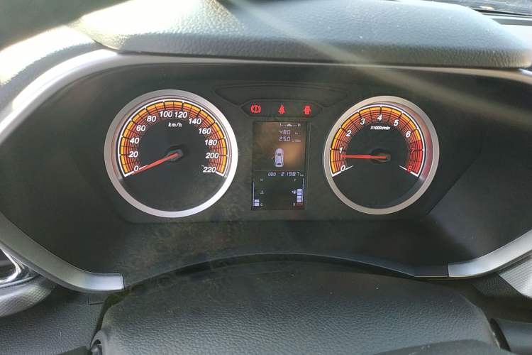 Used Soueast DX5 2021 1.5L Manual Deluxe Upgrade Version Instrument Cluster