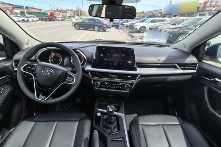 Used Soueast DX5 2021 1.5L Manual Luxury Version Interior 1