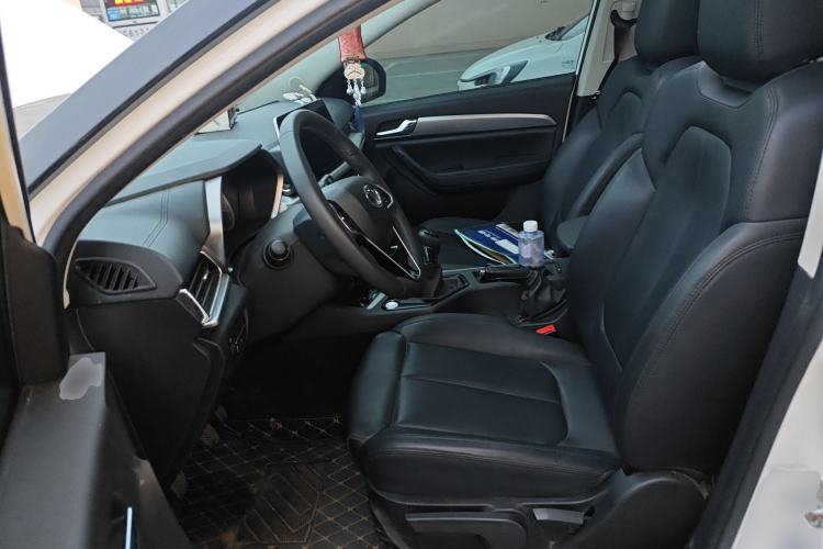 Used Soueast DX5 2021 1.5L Manual Deluxe Upgrade Version Left Front Seat