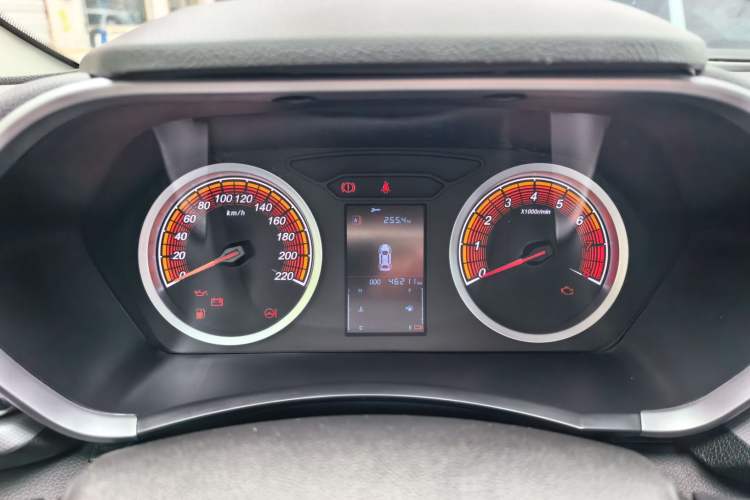 Used Soueast DX5 2021 1.5L Manual Luxury Version Odometer Close Up
