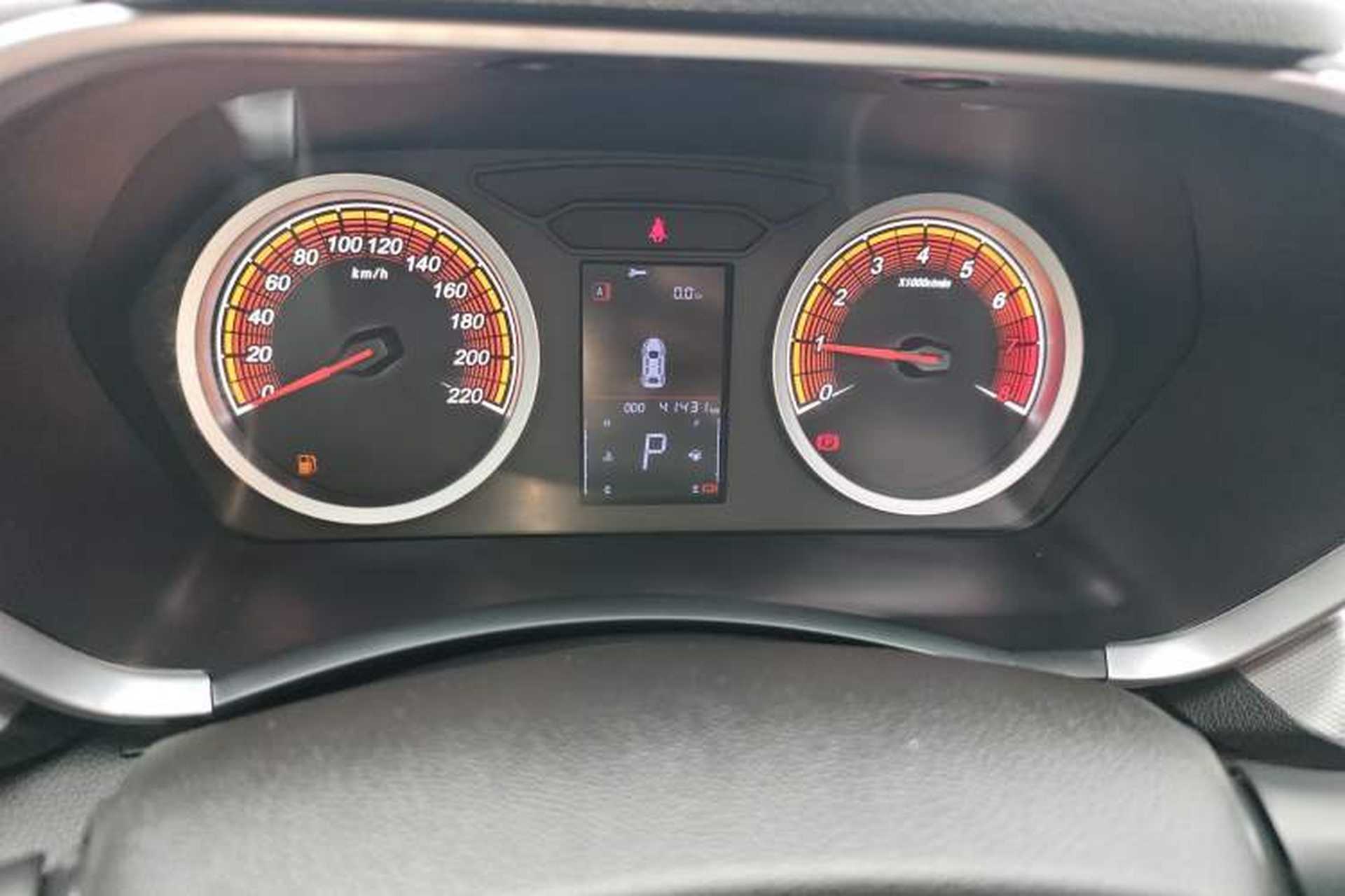 Used Soueast DX5 2021 1.5T CVT Luxury Version Odometer Close Up