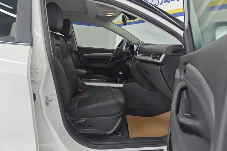 Used Soueast DX5 2021 1.5T CVT Prestige Model Right Front Seat