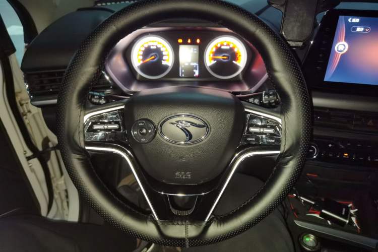 Used Soueast DX5 2021 1.5L Manual Deluxe Upgrade Version Steering Wheel