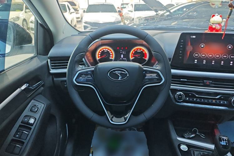 Used Soueast DX5 2021 1.5L Manual Deluxe Upgrade Version Steering Wheel