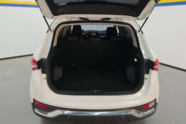 Used Soueast DX5 2021 1.5T CVT Luxury Version Trunk