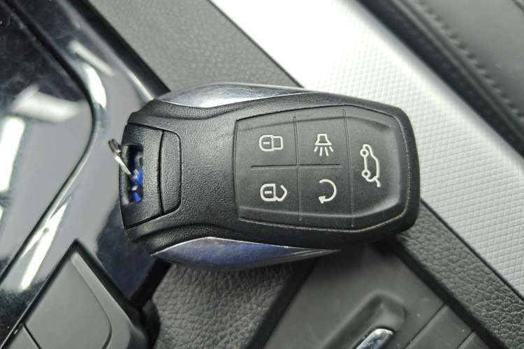 Used Soueast DX5 2021 1.5T CVT Prestige Model Vehicle Key