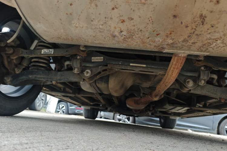 Used Soueast DX7 2015 1.5T Automatic Elite Model Chassis Rear