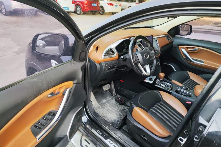 Used Soueast DX7 2015 1.5T Automatic Luxury Model Driver Seat