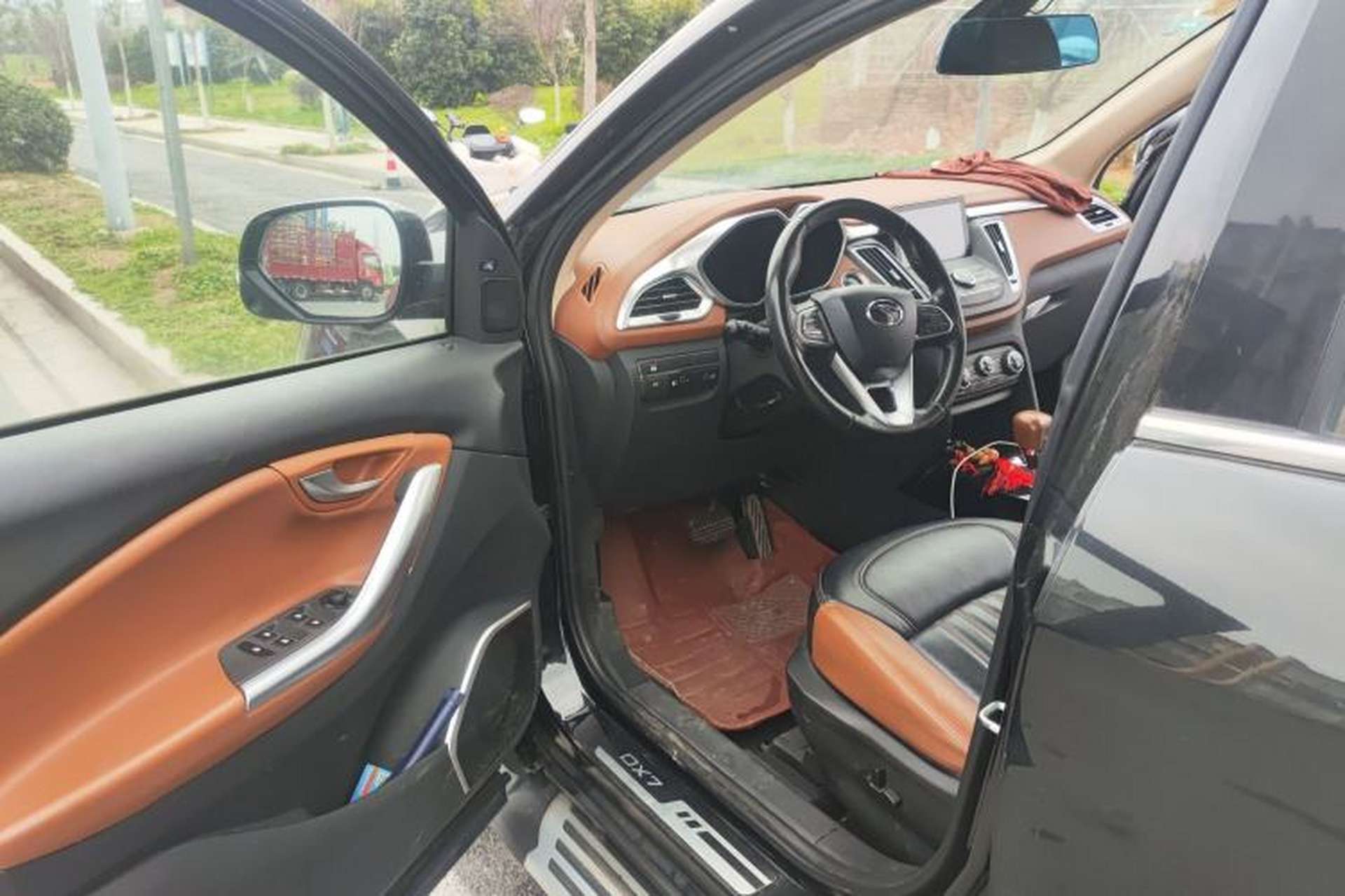Used Soueast DX7 2015 1.5T Automatic Prestige Model Driver Seat