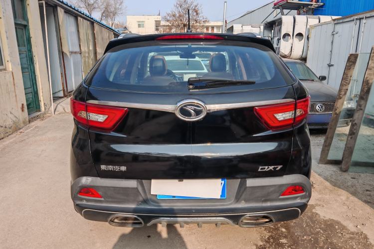Used Soueast DX7 2015 1.5T Manual Luxury Model Exterior 5