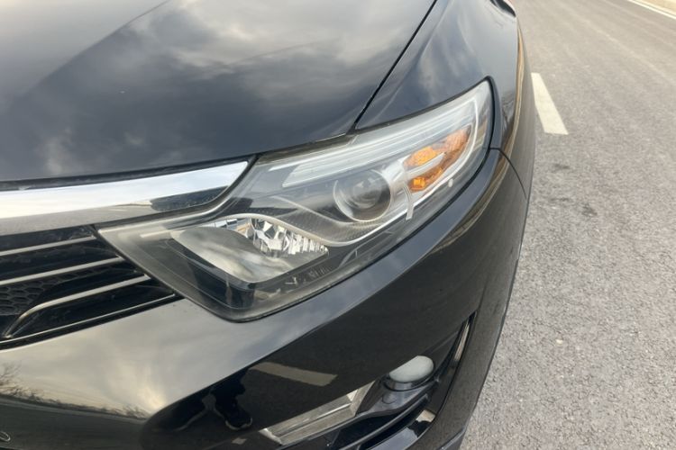 Used Soueast DX7 2015 1.5T Automatic Luxury Model Exterior 5