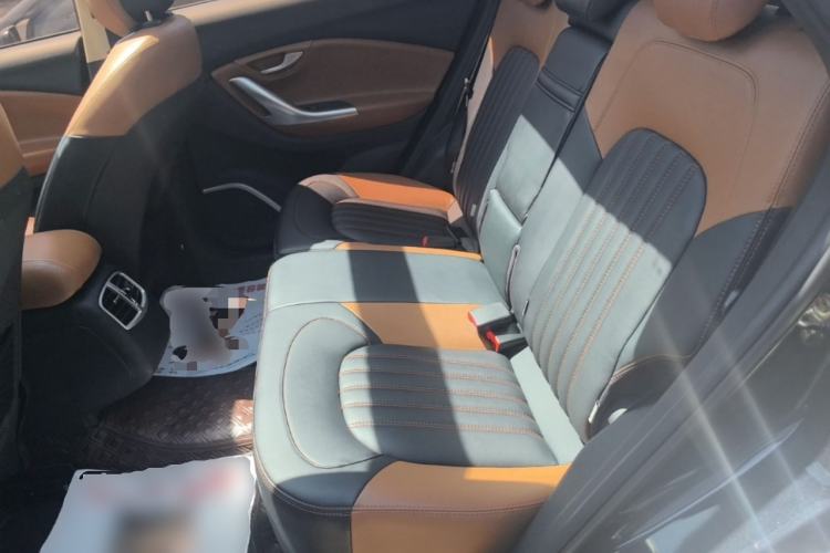Used Soueast DX7 2015 1.5T Automatic Luxury Model Left Rear Seat