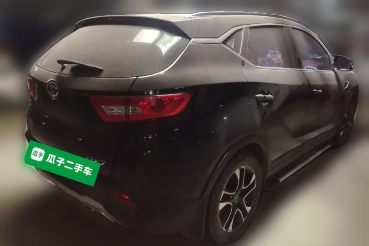 Used Soueast DX7 2015 1.5T Automatic Luxury Model Rear Right 45 Deg