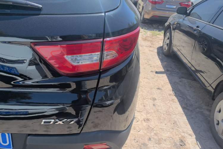 Used Soueast DX7 2015 1.5T Automatic Luxury Model Right Rear Taillight