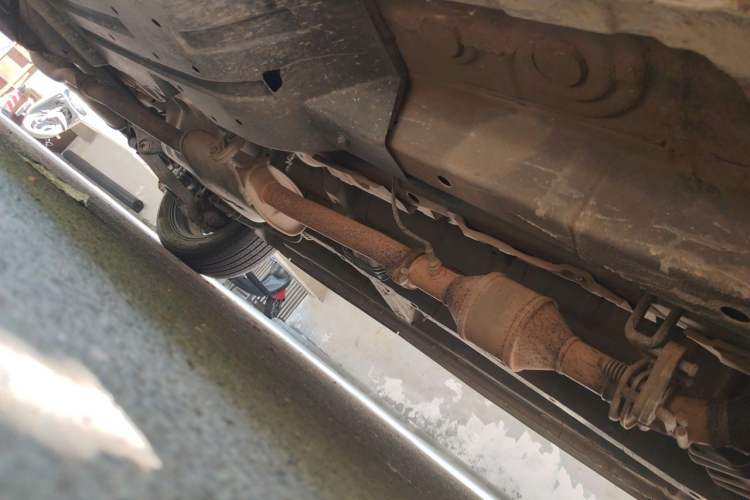 Used Soueast DX7 2015 1.5T Manual Elite Model Chassis Front Right