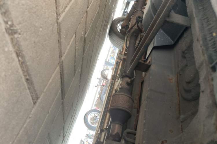 Used Soueast DX7 2015 1.5T Automatic Elite Model Chassis Front Right