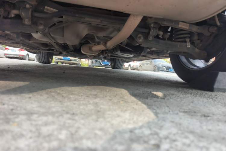 Used Soueast DX7 2015 1.5T Manual Luxury Model Chassis Rear