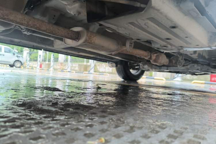 Used Soueast DX7 2015 1.5T Manual Luxury Model Chassis Rear Right