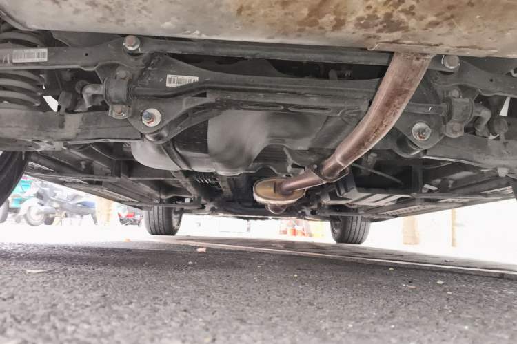 Used Soueast DX7 2015 1.5T Automatic Luxury Model Chassis Rear