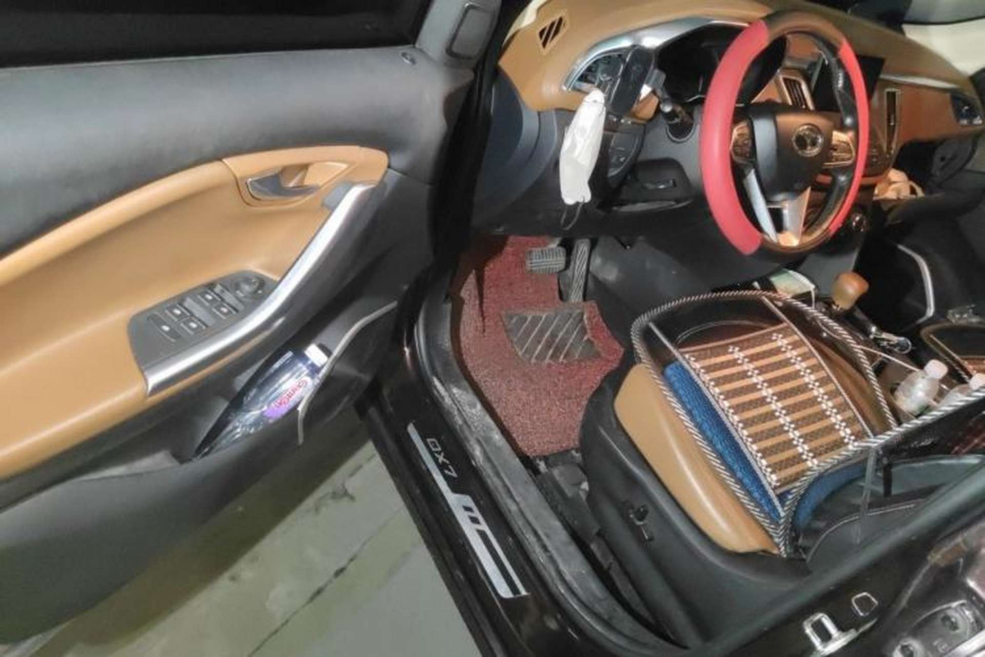 Used Soueast DX7 2015 1.5T Automatic Luxury Model Driver Seat