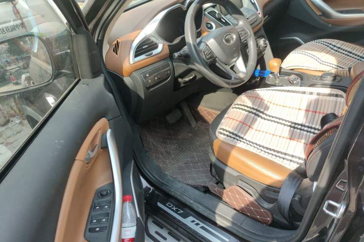 Used Soueast DX7 2015 1.5T Automatic Elite Model Driver Seat