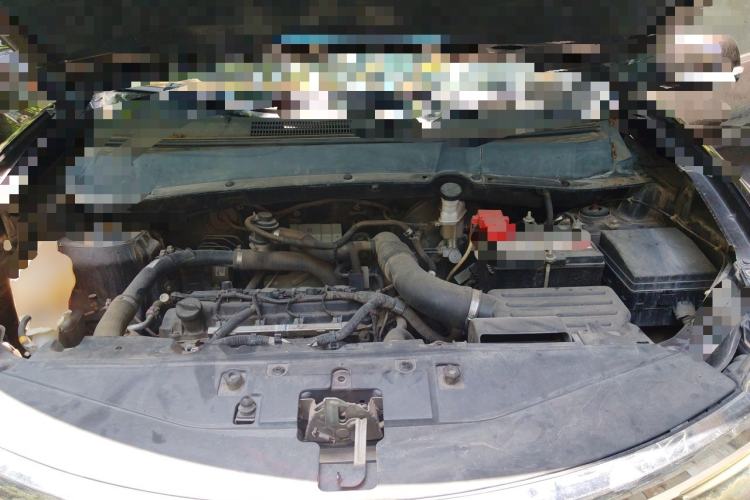 Used Soueast DX7 2015 1.5T Manual Elite Model Engine Bay