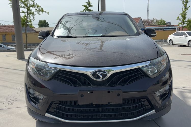 Used Soueast DX7 2015 1.5T Automatic Elite Model Front