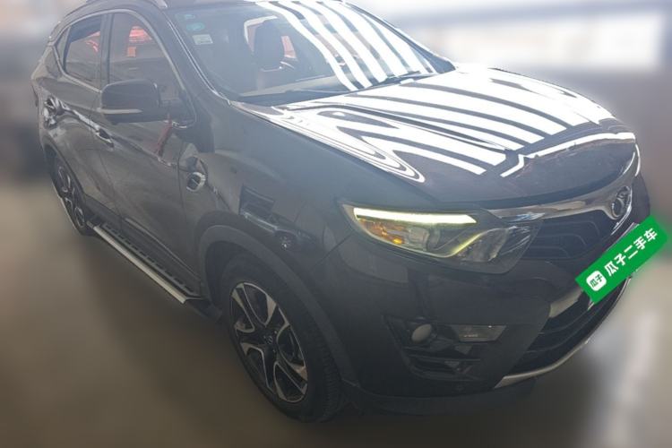 Used Soueast DX7 2015 1.5T Automatic Luxury Model Front Right 45 Deg