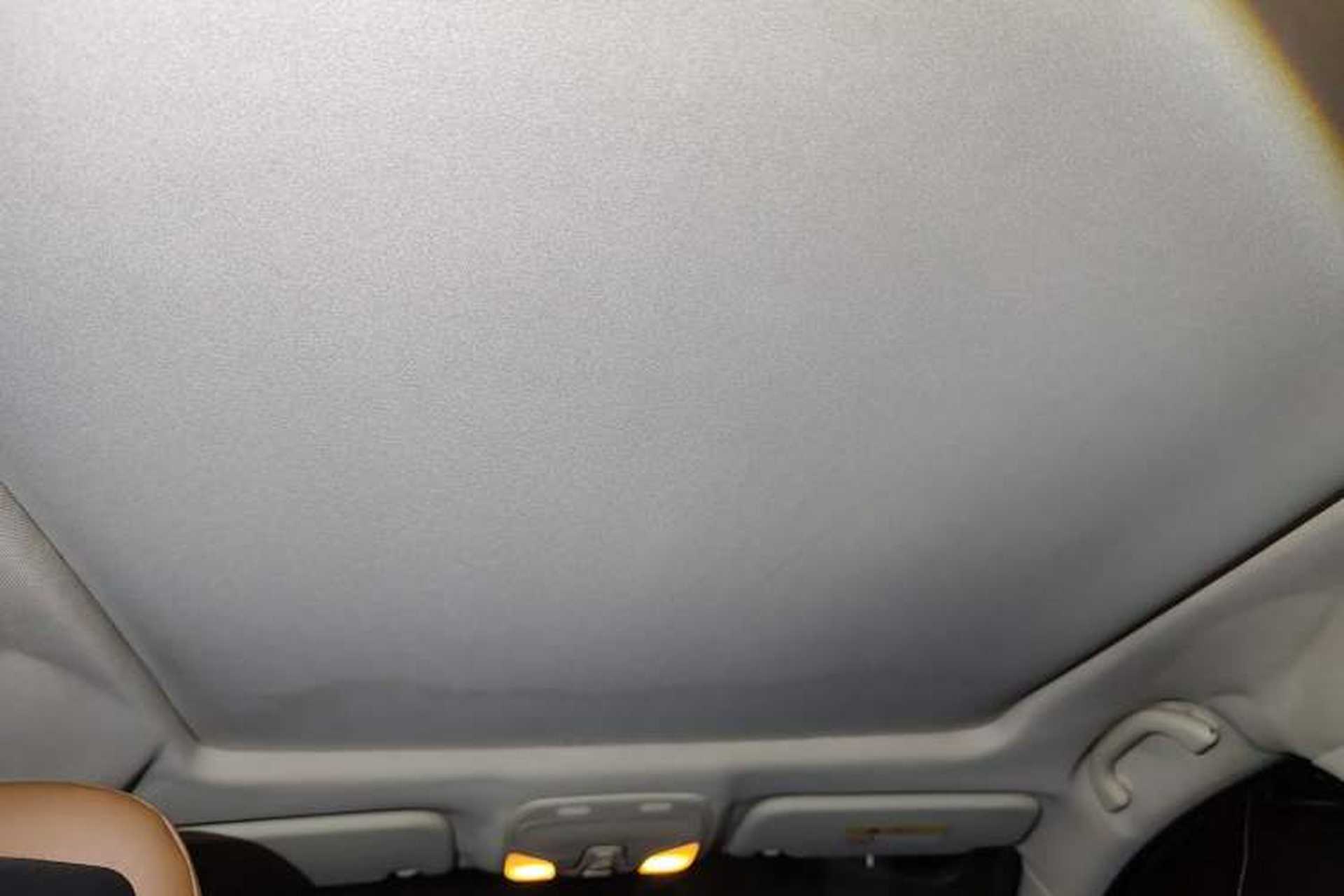 Used Soueast DX7 2015 1.5T Automatic Prestige Model Headliner