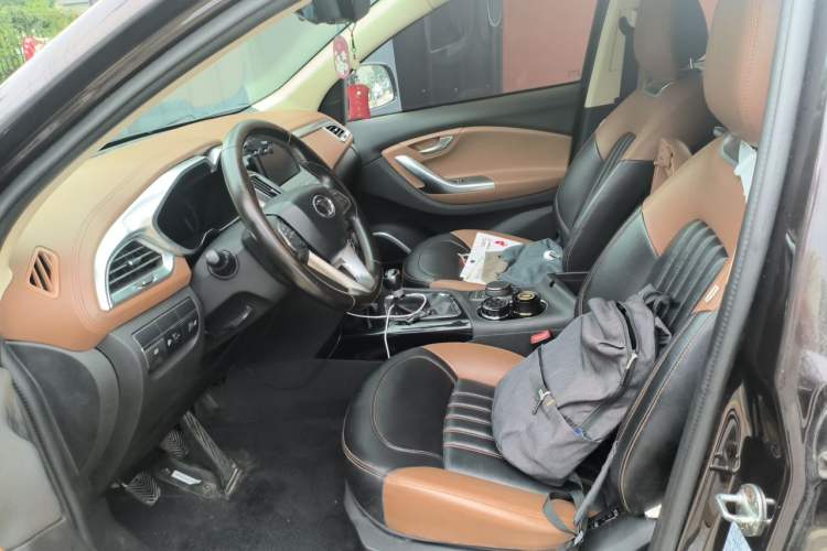 Used Soueast DX7 2015 1.5T Manual Luxury Model Left Front Seat