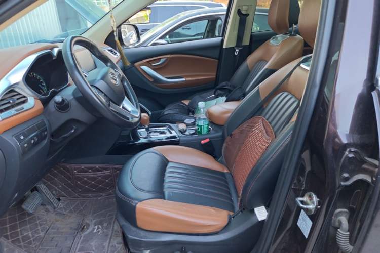 Used Soueast DX7 2015 1.5T Automatic Luxury Model Left Front Seat