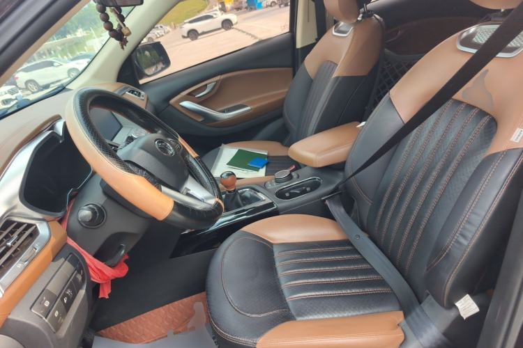 Used Soueast DX7 2015 1.5T Manual Luxury Model Left Front Seat