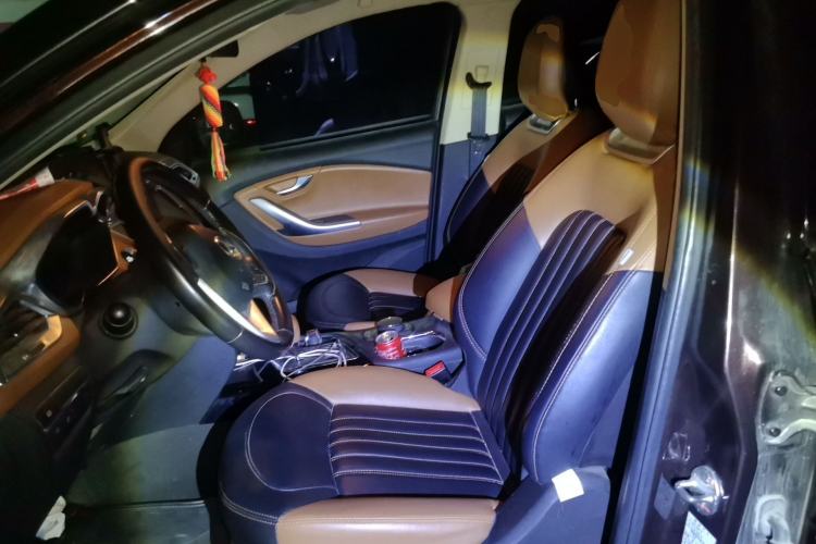 Used Soueast DX7 2015 1.5T Automatic Luxury Model Left Front Seat