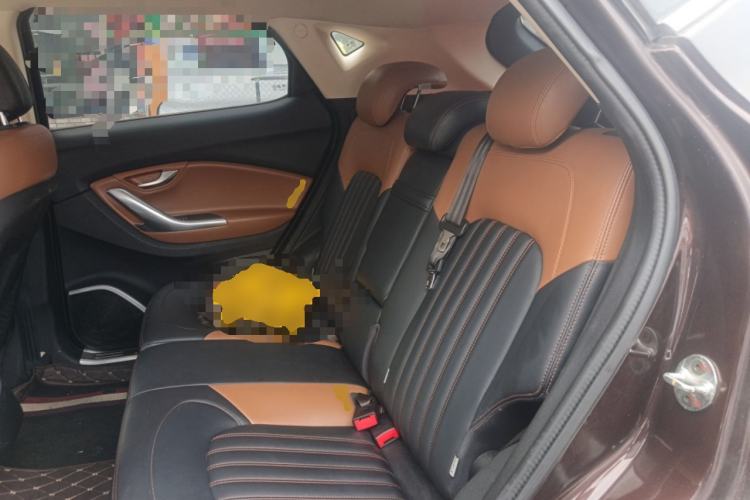 Used Soueast DX7 2015 1.5T Automatic Prestige Model Left Rear Seat
