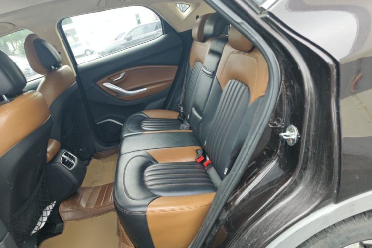 Used Soueast DX7 2015 1.5T Automatic Prestige Model Left Rear Seat