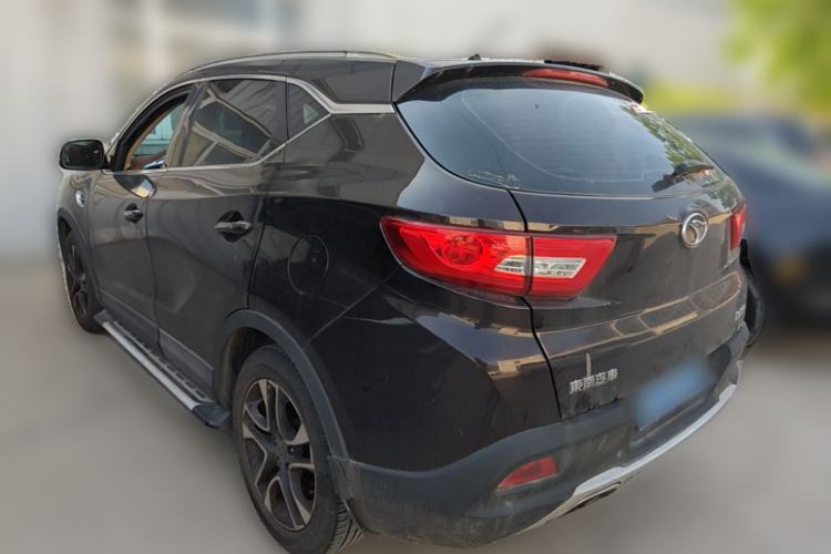 Used Soueast DX7 2015 1.5T Automatic Luxury Model Rear Left 45 Deg